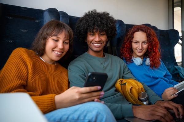 Best Phone Plans with Free Streaming in 2025: Top Picks