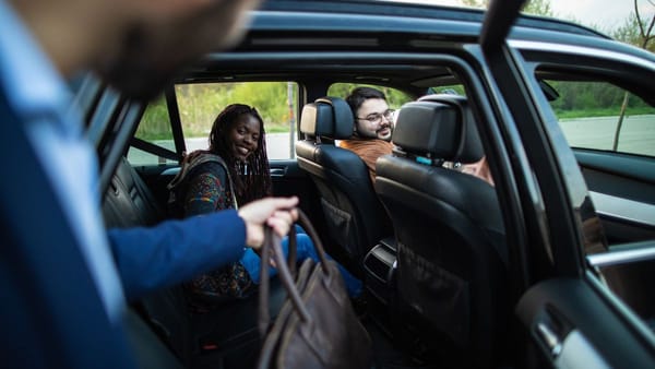 How to Book an Uber Ride Without a Phone or Cell Service