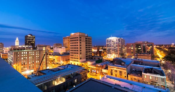 A picture of the skyline in Baton Rouge, LA. 