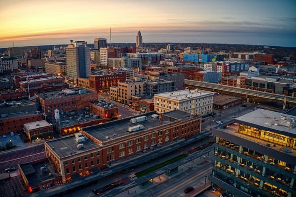 Lincoln, NE skyline
