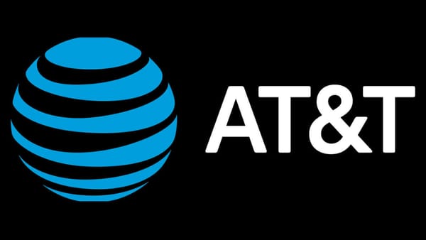 AT&T's dual strategy of 5G Internet Air and high-speed Fiber is disrupting the traditional cable market.